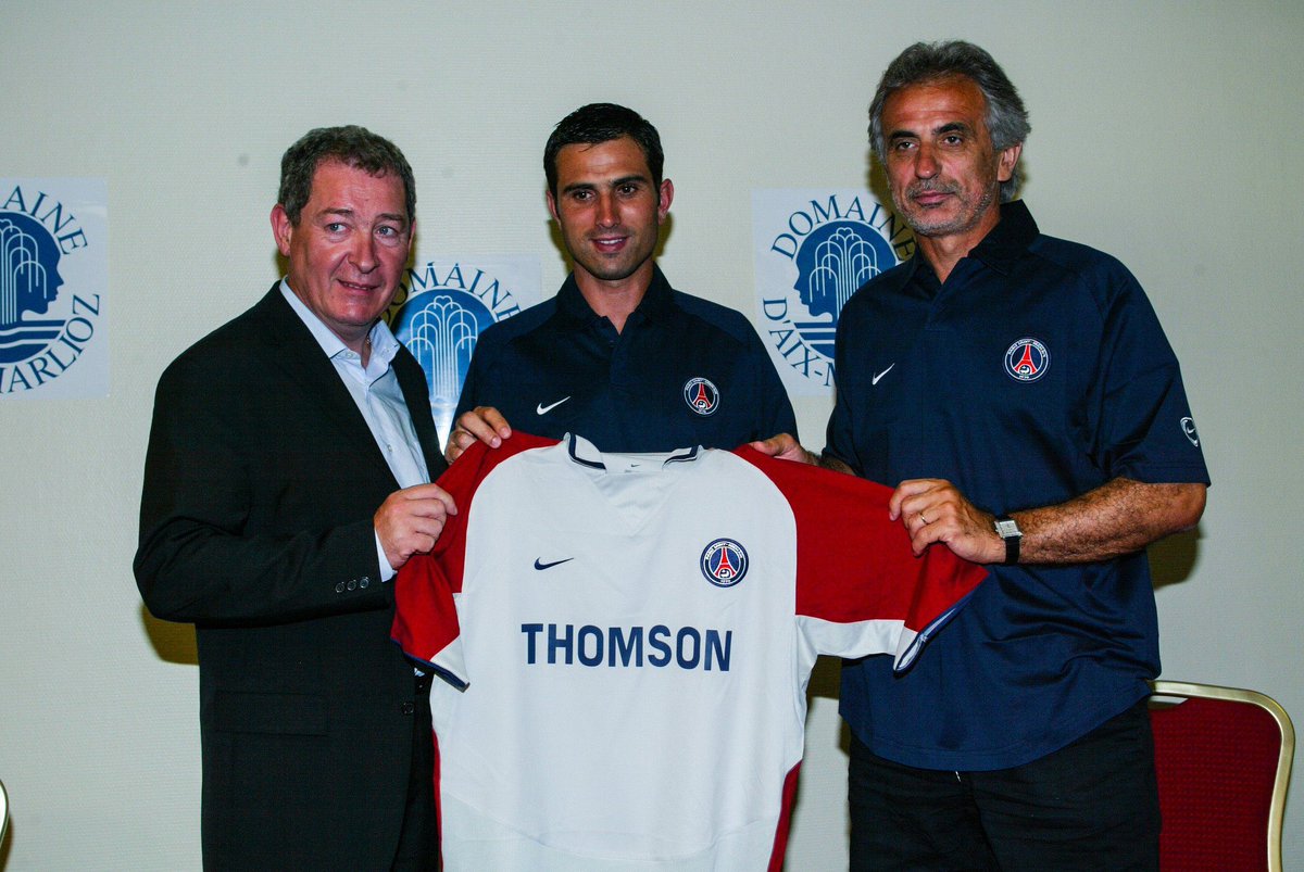Il y a 19 ans, Le 10 juillet 2003, Pedro-Miguel Pauleta signait au PSG pour 8M€ en provenance des Girondins.￼

Merci pour tout l’aigle des Açores ❤️💙