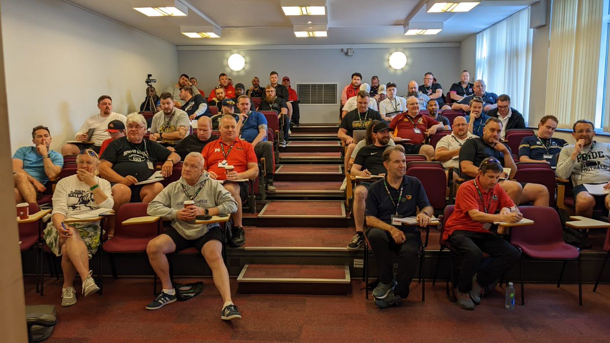 PeteLaird5's tweet photo. @BAFCAOfficial convention 2022 is in the bag.
It’s been incredible to see so many of the UK best coaches and international guest speakers talking so passionately about the sport we love.
Especially great to see so many old friends after 3 long years ❤️🏈⚔️
#alwayslearning #Bafca https://t.co/0geOQgKEqT
