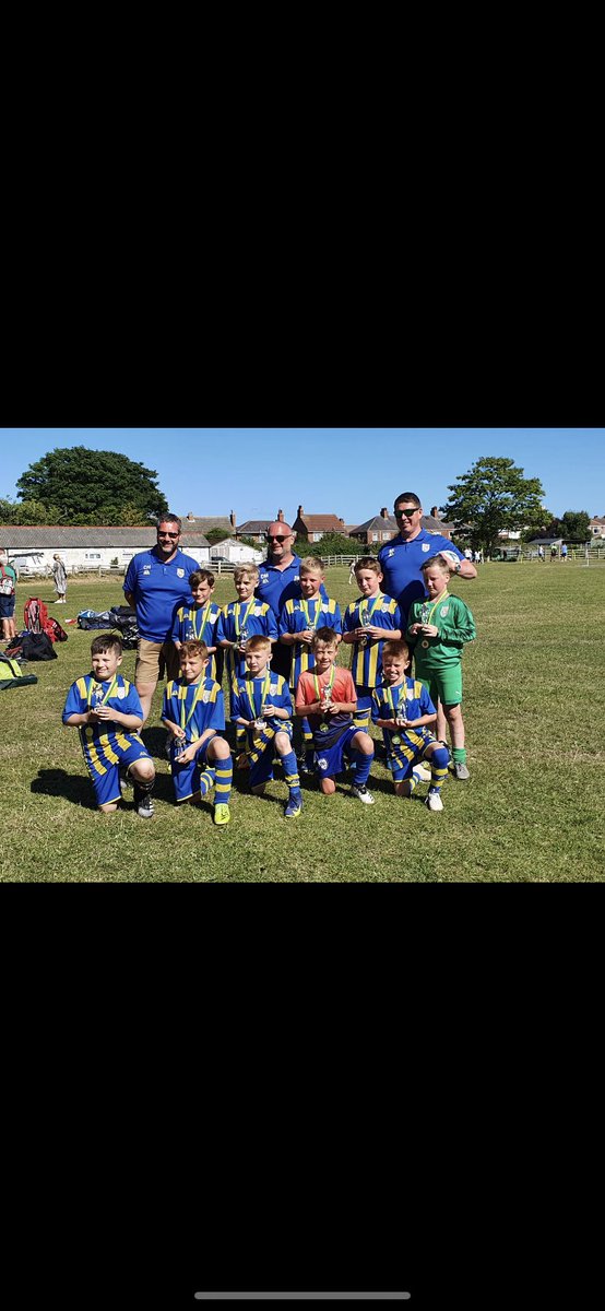 BarronsU13's tweet photo. Incredibly proud of the lads today at the Withernsea tournament. Runners up after a narrow 1-0 defeat in the final #upthebarrons 🟡🔵 https://t.co/4biQbb6h8l