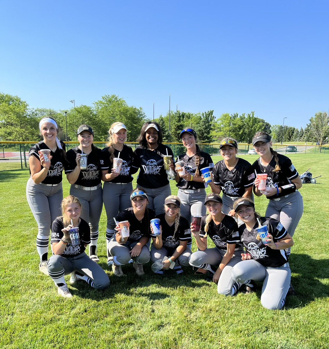 OHOutlawsYoung's tweet photo. That’s a wrap for this summer 🥺 Thank you Coach Logan for the customized cups! Good luck to those of you going off to college next month 💗 https://t.co/9UzadTqNSp