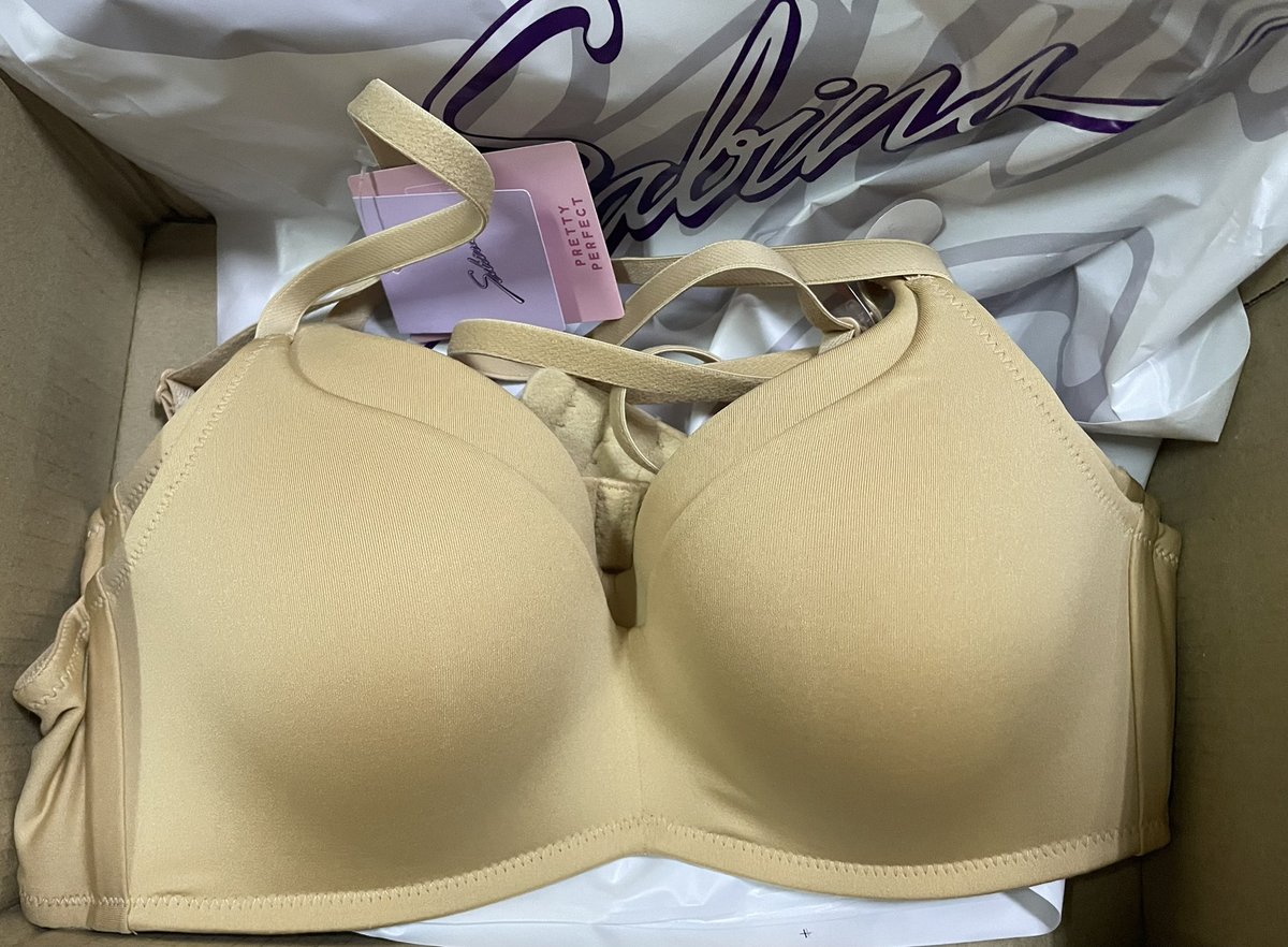 NRCF1's tweet photo. ส่งต่อเสื้อชั้นใน sabina ค่าา รุ่น pretty perfect size 34/75B เราซื้อตอนโปร 3 ตัว 850++ ลองไป 1 ตัว แอบคับไปแงงง ขายตัวละ 250 บาทค่า 2 ตัว 500 ส่งฟรี ของใหม่เอี่ยมม ไม่เคยลอง ไม่เคยใส่ 📍📍 #sabina #bra #เสื้อผ้ามือสอง #prettyperfect https://t.co/4S2LByzLkJ