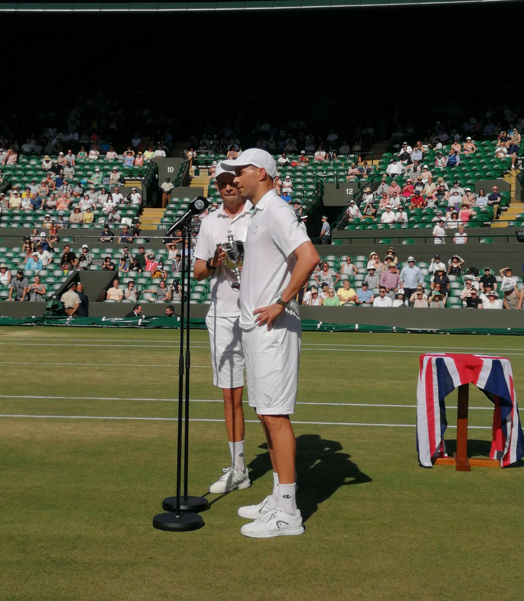 Mariiiiou's tweet photo. @Bryanbros_Fans Champions!! 🏆💪 Congrats @Bryanbros @Bryanbrothers 👏 https://t.co/M6ydSmXxpX