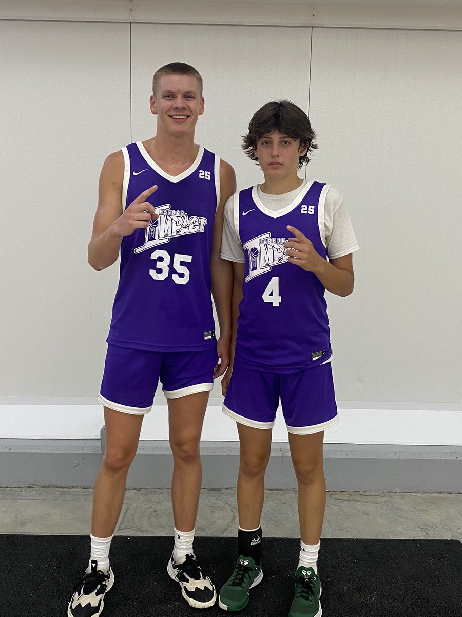 LegacyMI_Bball's tweet photo. 9th Grade Harbor Impact Coach DA #basketball 

#4 Lane Fry 21 points 5 rebounds 2 assists
#35 Matt Anders 15 points 4 rebounds 3 assists https://t.co/QKe2E0Yd7X