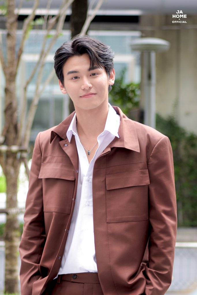 hourly_ja's tweet photo. #PraewGoodVibeGoodBite #PraewXJaFirst
#JaPhachara #TeddyJa #จาพชร
cr. JaHome Official https://t.co/bWgAICC0Nj