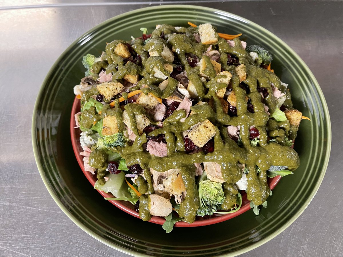 TheRWFS's tweet image. Check out awesome photos of our food online and order in seconds! Order here: spt.to/Pj8dL