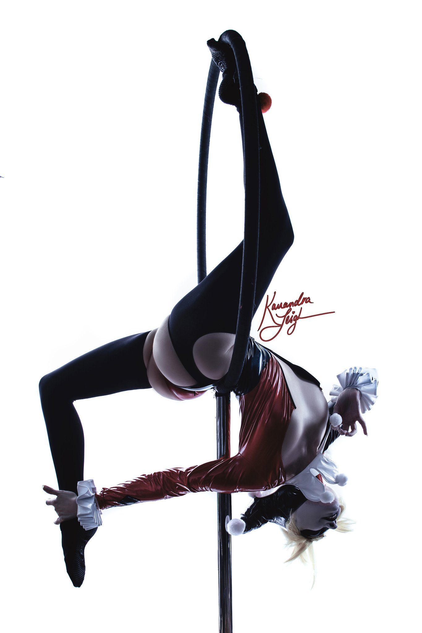 Is Harley Quin your comic book crush? ...if she wasnt, is she now? 🤣 https://t.co/ofzeDVk6Nk