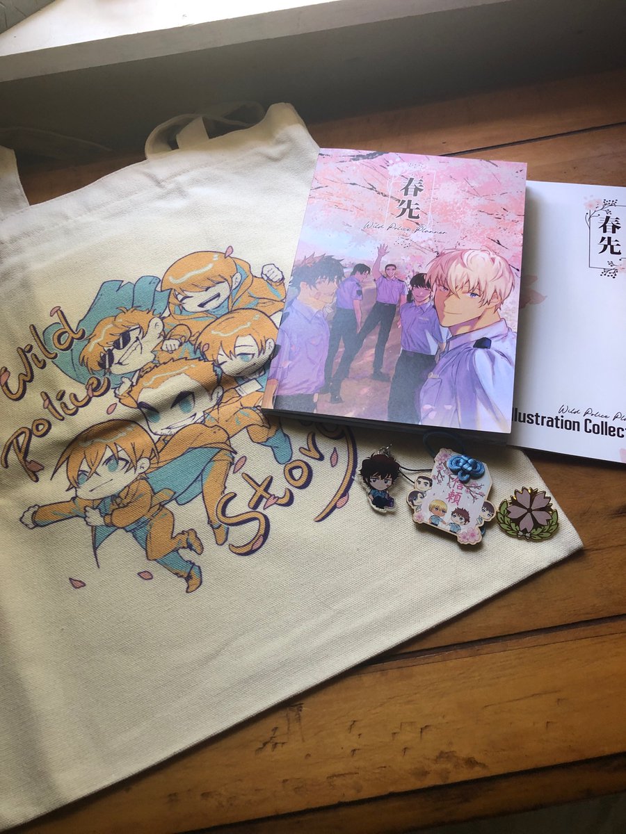 appletalkin4869's tweet photo. Loooook what came 😍 eee everything is sossoso beautiful aaa,,, thank you everyone at @wps_project for your hard work 😭🌻 https://t.co/sf0DJLGOGb