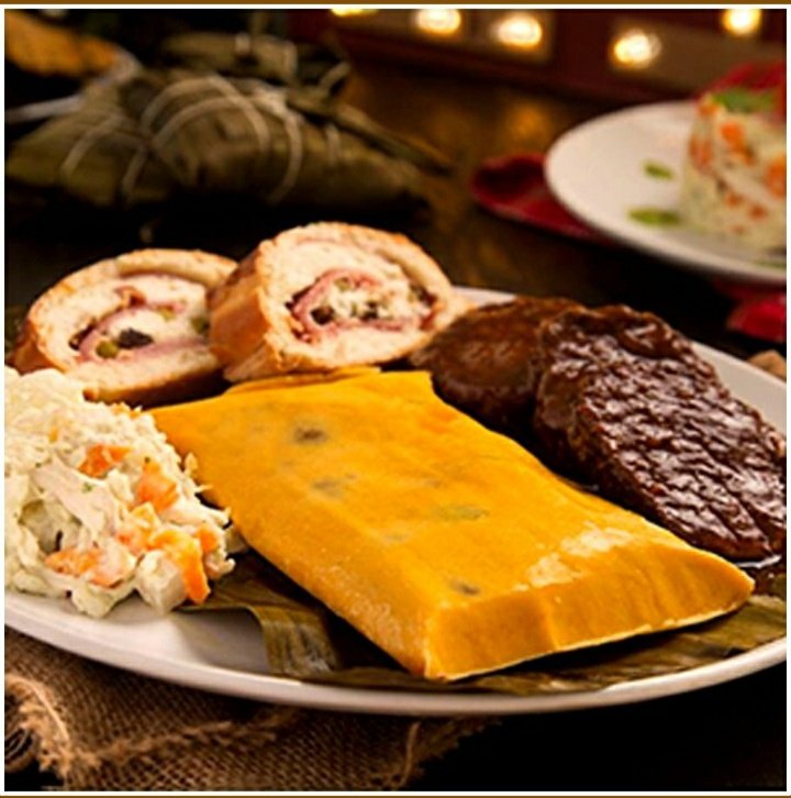 elvishenriquez's tweet photo. Hay tengo un brutal antojo de comer un plato navideño Venezolano con Asado negro.  🤤
. https://t.co/hC4i2YzC5t