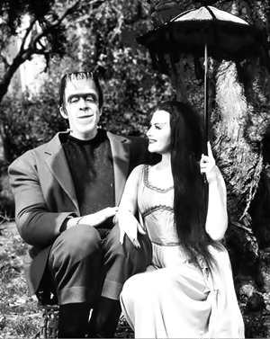 #FredGwynne/Herman & #YvonneDeCarlo/Lily - #TheMunsters - #TVSeries - #1960s