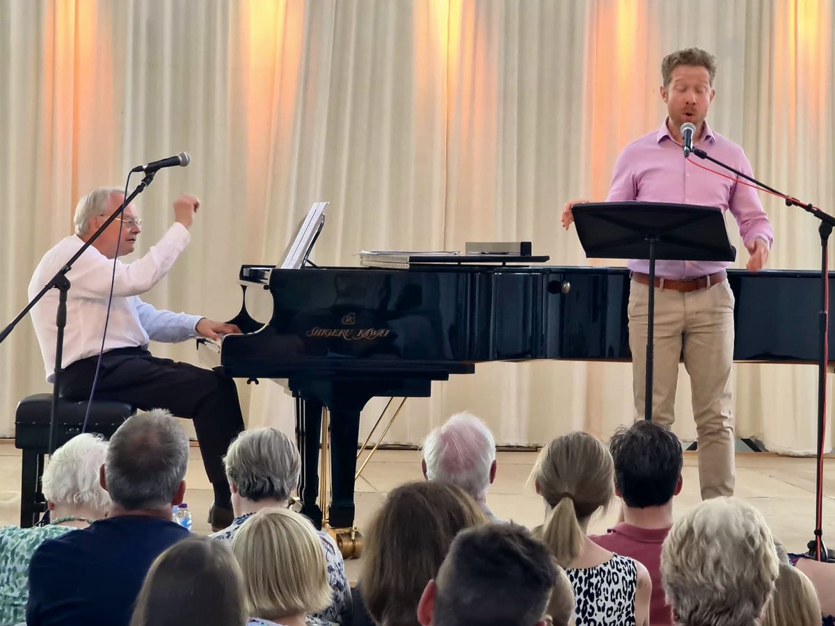 What a treat to share the concert platform with the delightful <a href="/DavidOwenNorris/">David Owen Norris</a> this afternoon, performing two narrated piano works of Oscar Wilde stories with Poulenc’s beloved Babar the Elephant at the <a href="/ThaxtedFestival/">Thaxted Festival</a> | Lovely to meet so many <a href="/ClassicFM/">Classic FM</a> listeners afterwards 📻