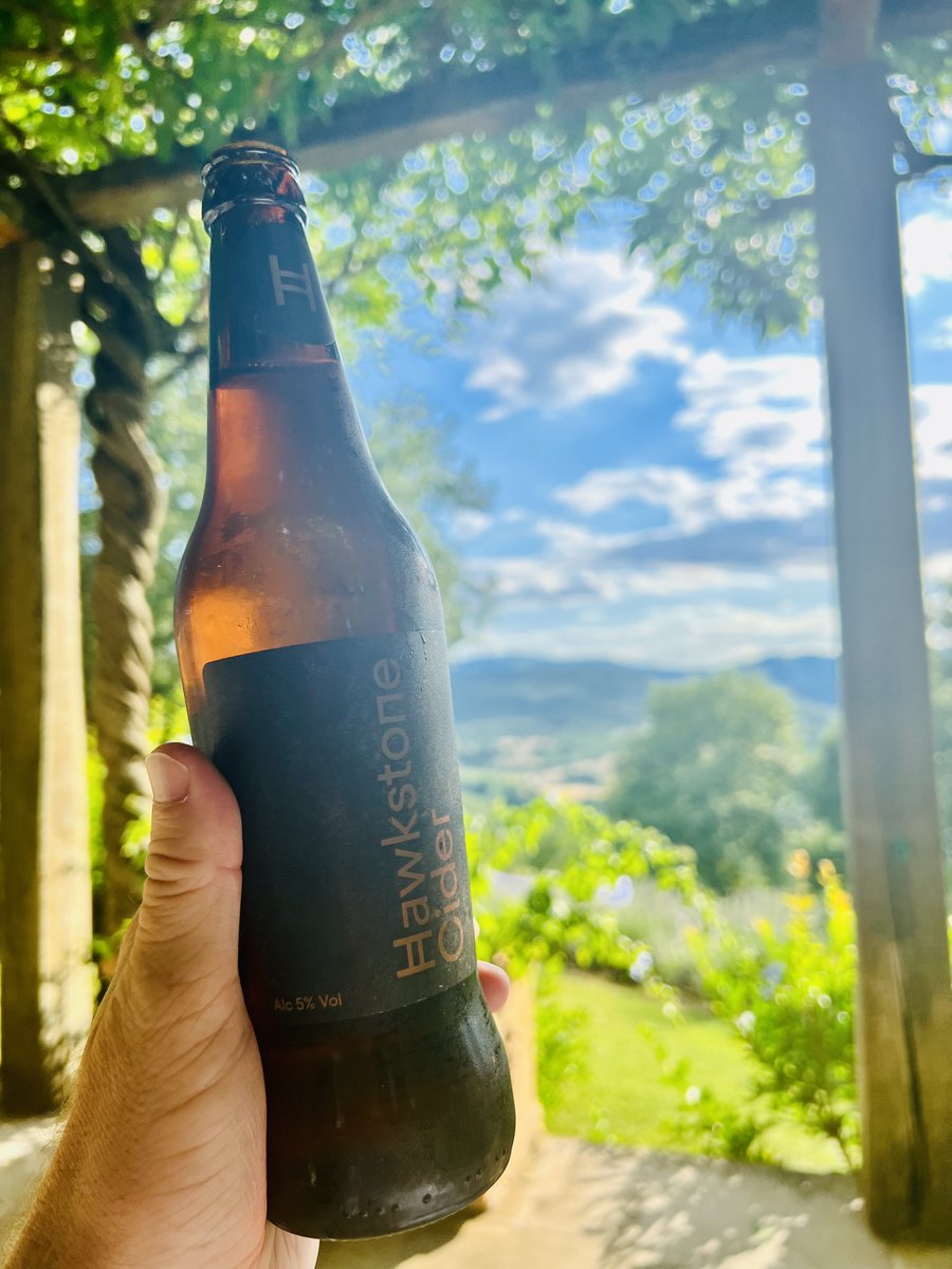Jeremy, this crisp bottle of Hawkstone cider is absolutely perfect for afternoons in Tuscany. Has anyone else travelled further with theirs?! <a href="/JeremyClarkson/">Jeremy Clarkson</a>