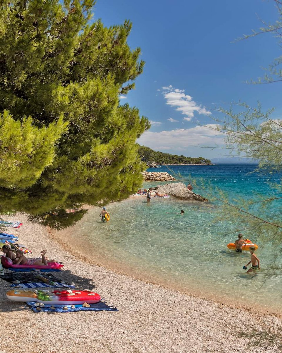 #Scit #Klačina #beaches #Brela ☀️🏖☀️#brelative #Croatia #Kroatien #BrelaCroatia #VisitBrela 
📸 Vice Rudan <a href="/makarskabeaches/">Makarska Beaches</a>