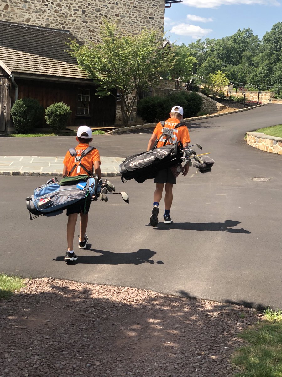 NittanyTarHeel's tweet photo. Teamwork makes the dream work #GoCows https://t.co/tai7MZdnnk