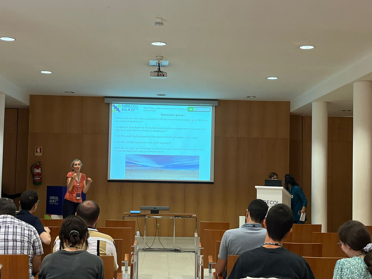 DryHarshSal tweet media