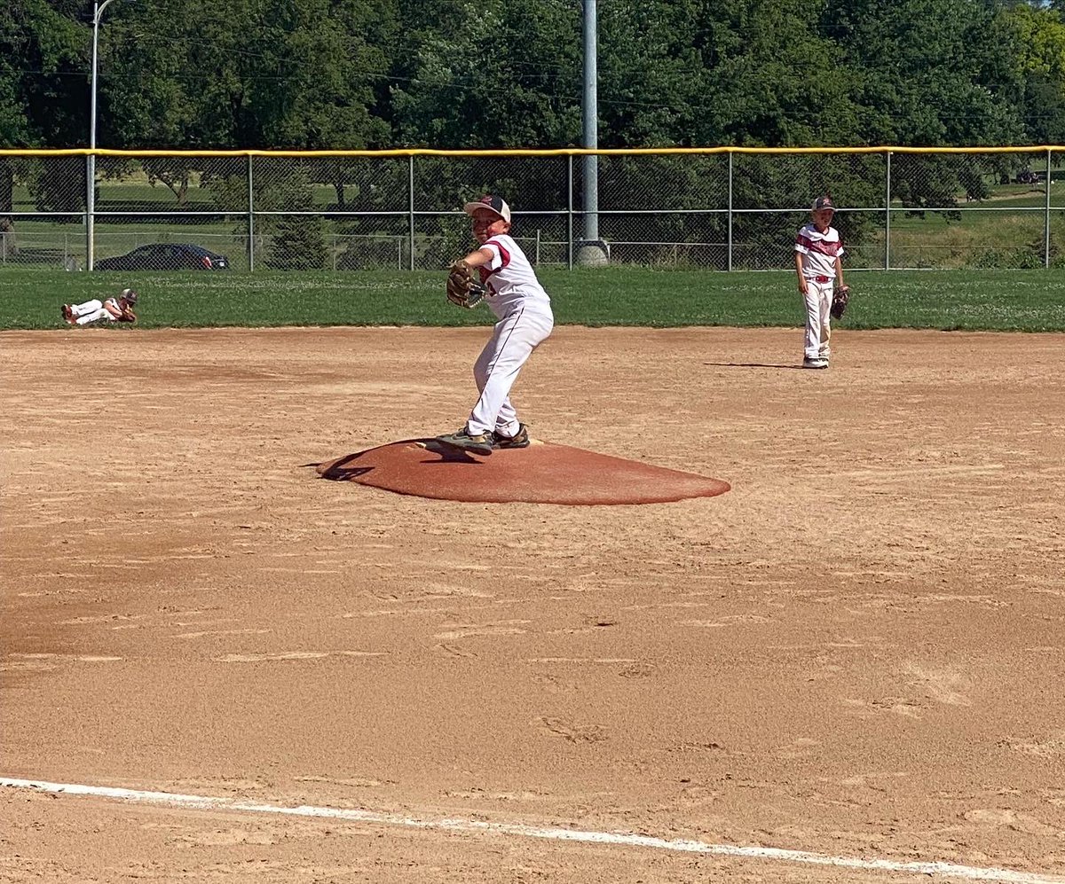8u Reds are on to the championship game at 1:30!  Let’s do dogs!!  

#usssabaseball #statetournament #letsgo