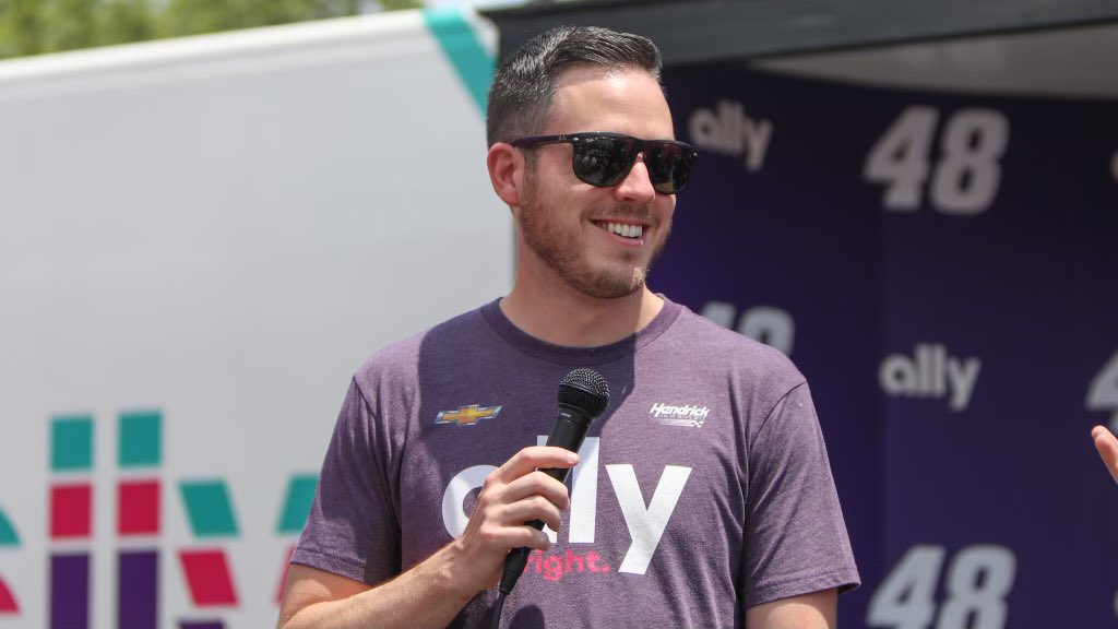 allyracing's tweet photo. An action-packed morning at the Ally Fan Zone! Thanks for stopping by, @Alex_Bowman! 👋 #Heroically https://t.co/5Dh7HXXu8b