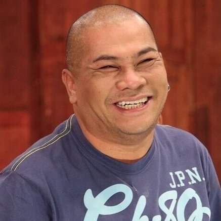 htc45h's tweet image. ป่วยเป็นโรคไตจนอาการทรุด
ต้องหามตัวส่งโรงพยาบาล จากนั้นก็เสียชีวิตลงอย่างสงบ ในเวลา ๒๒.๑๖ น. 
ขอแสดงความเสียใจในณที่นี้ด้วย