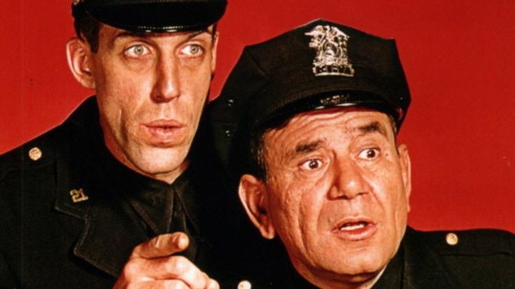 DrBuzz_Forensic's tweet photo. Actor Fred Gwynne was #BornOnThisDay,July 10, 1926. Remembered for his tv roles in the #1960s;Car 54, Where Are You? (1961-'63) & as "Herman Munster" in The Munsters (1964-'66) + numerous film roles. Passed in 1993 (age 66) from #cancer. #RIP #GoneTooSoon #BOTD #birthday #montser https://t.co/VtmT7XyVAv