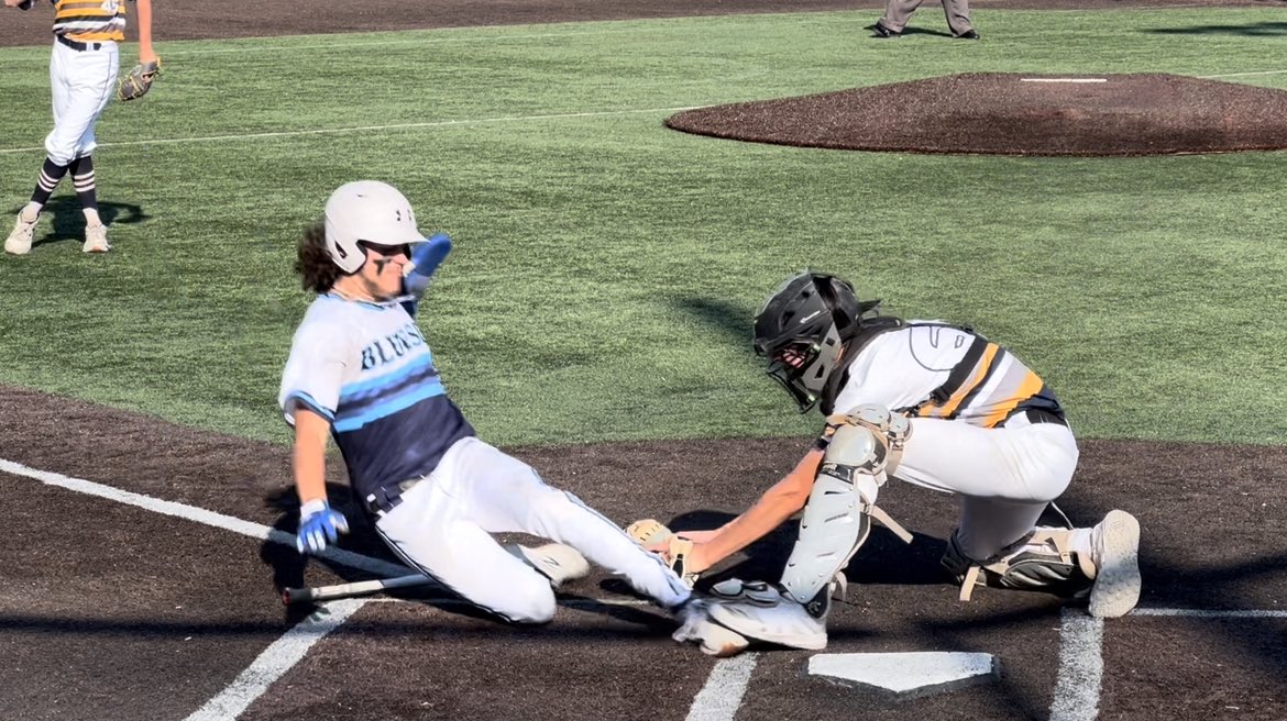 Great team day for NJB16u. ‘24 G. Smith with 💣💣💣 and ‘24 J. Leonetti with 💣💣💣💣lead the balanced offense. ‘23 M Stanwood blocking the plate to finish off a 5-3-2 double play.