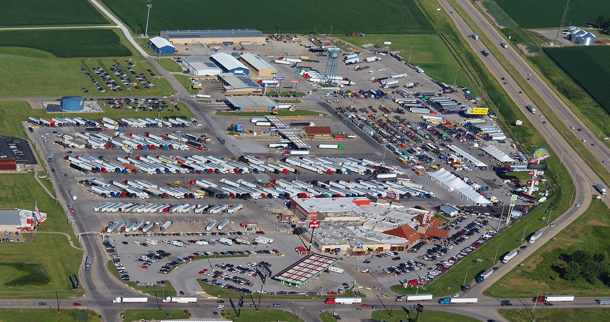 Mark your calendars -> Walcott's just around the corner :)
iowa80truckstop.com/trucker-jambor…