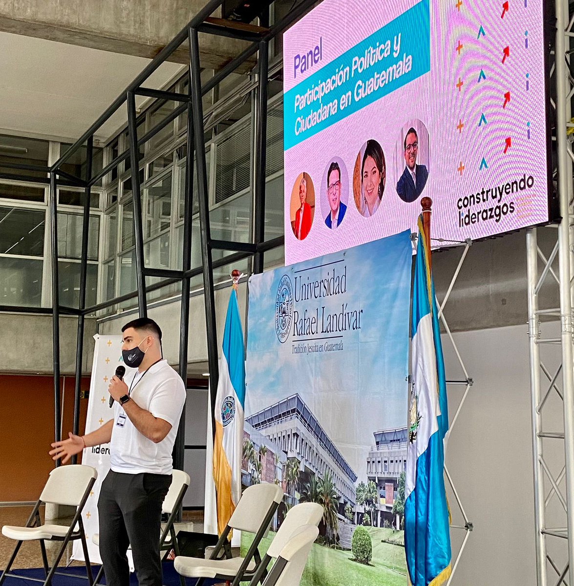 IRI_es's tweet photo. Con apoyo de @NEDemocracy le damos seguimiento técnico al proyecto #ParticipacionLegislativa donde jóvenes 👥 de la DAE de la @U_Landivar en #Guatemala inician Construyendo Liderazgos🧗🏼‍♀️un espacio de diálogo que incentiva la participación política y cívica de #IRIJuventudes https://t.co/nctzXm2EuP
