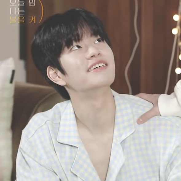 skzsmiley's tweet photo. #김승민 https://t.co/Dz5dCD91Z8