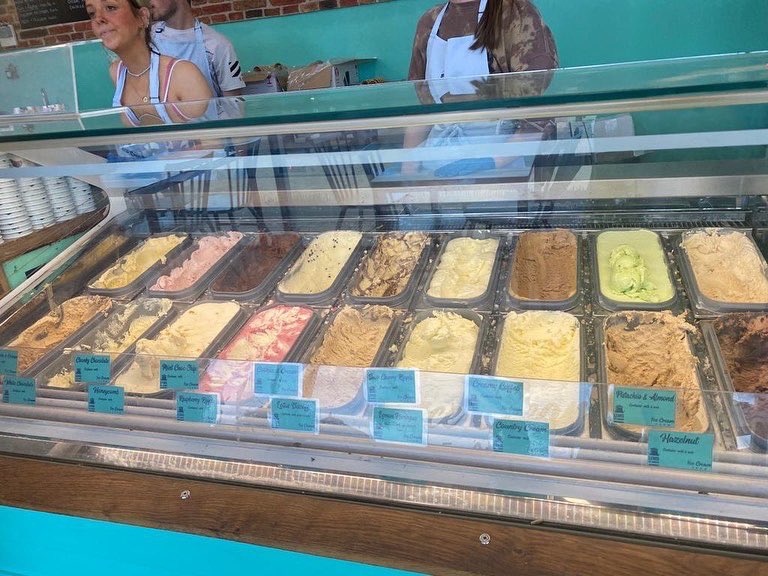What a great way to keep cool on #nationalicecreamday with a trip to Lewis of London Ice Cream farm in Barnet. #heatwave #summer #sunnydays #icecream #yummy #daysout
