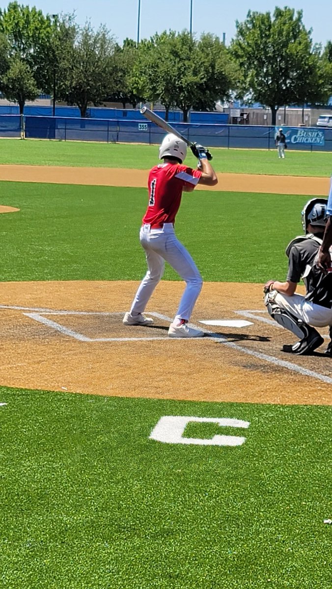 jbdominguez's tweet photo. CG SO on the mound. 5 Ks, 1BB. 2-2, 2 RBI are the plate. @reeddominguezzz had a good day! @CS_Baseball_ @jesselopezWAX @CoryBeckham5 #GoCougs #ExceedTheExpectation #BuzzBaseball https://t.co/s84MzKasnW