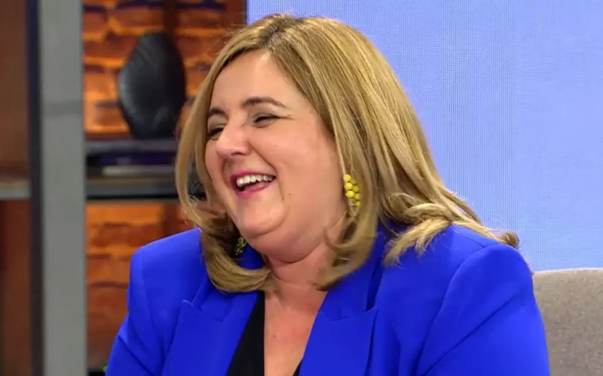 charlasalsol's tweet image. COMPARAR A PILAR VIDAL CON LA CERDITA PEGGY NO TIENE PERDÓN DE DIOS.

PD: Pilar es la de la izquierda, creo.

#YoMeRebelo10J