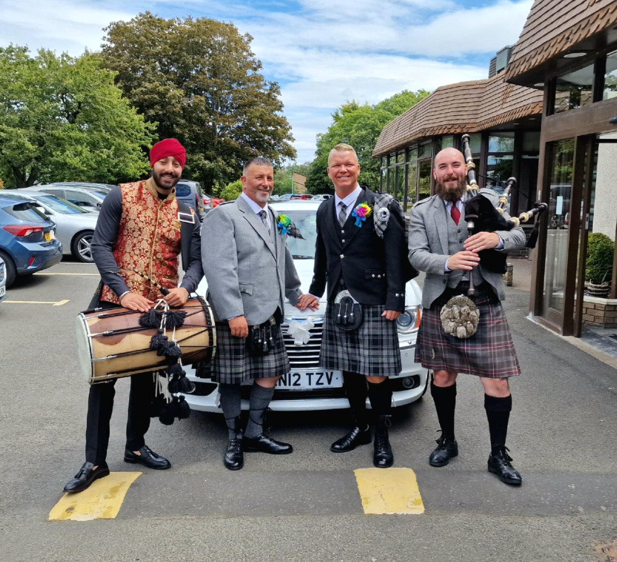 Dhol & Pipes tweet media