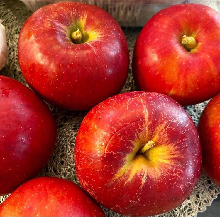 Majkeee's tweet photo. Colorful fruits provide different vitamins.

#color  #vitamins  #fruit https://t.co/PeDlD6Rds4