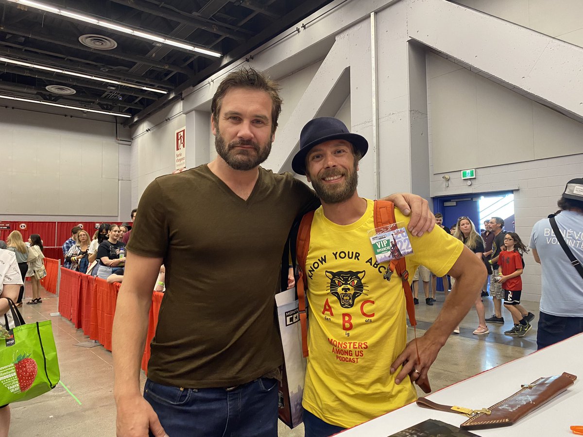 AotUPodcast's tweet photo. Getting #viking @ #MTLComicon repping my @MAUPodcast gear meeting @CliveStanden #Rollo https://t.co/TDgusxNUWM