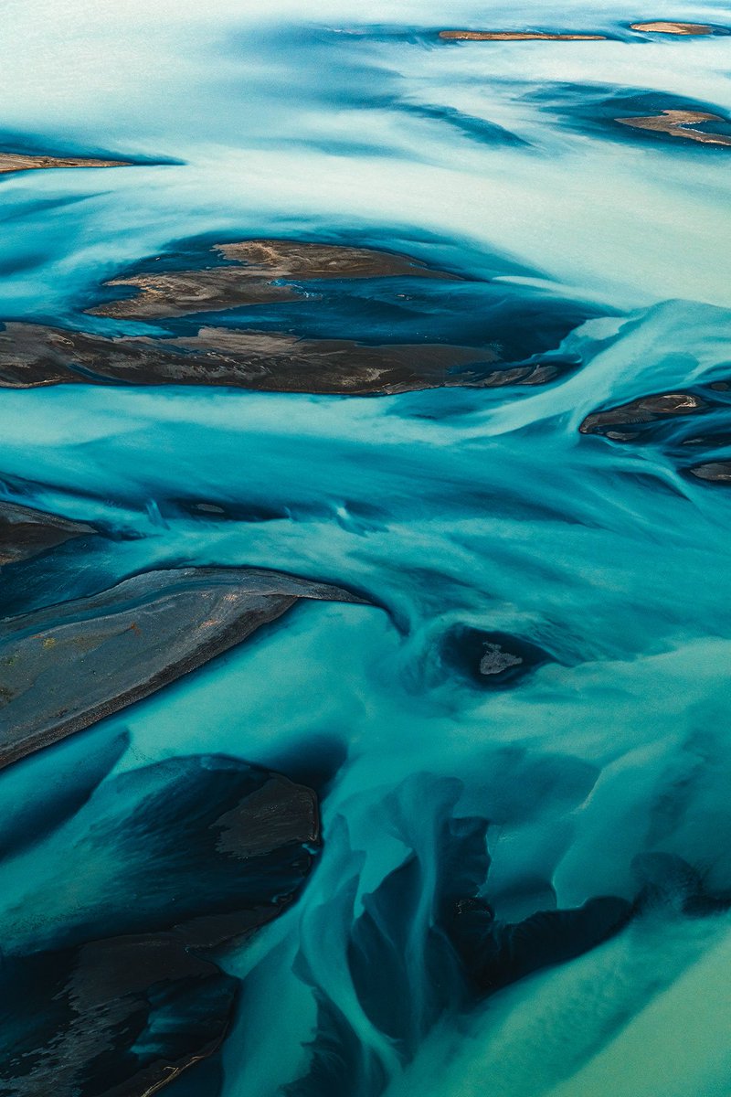 johanlolos's tweet photo. "Blue Veins" by yours truly @LeBackpacker 
Reserve price: 7.5 ETH

Collectors include: @art_pleb @saushank_ @WhaleSharkETH 

https://t.co/jgBrWd1HHw https://t.co/H4fci89psP