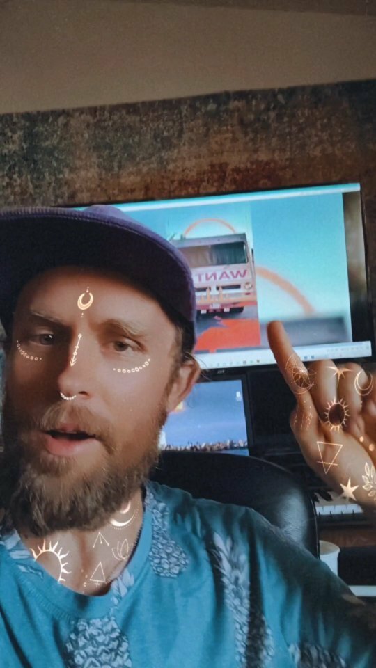 4 to the floor wut? 😁 Had a lot of fun with this tune, randomly threw this 8 bar vibe switch for the 2nd drop and it came out 🌋🌋🌋

Stoked on this <a href="/cymaticsfm/">Cymatics</a> beat contest 🤞 wish me luck. 

Scope the whole track in da bio ✌️ instagr.am/reel/Cf1wNPOJw…