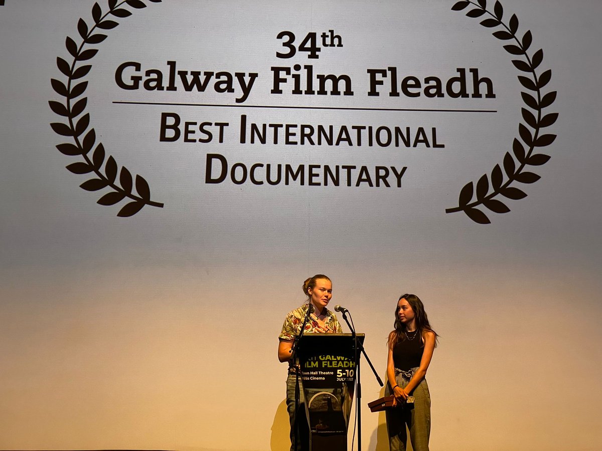 Galway Film Fleadh (@galwayfilm) on Twitter photo BEST INTERNATIONAL DOCUMENTARY & the winner is 'The Job of Song'
Directed by Lila Schmitz
Produced by Fengy Xu & Anika Kan Grevstad
#FilmFleadh
<a href="/EuropaFilmes_/">Europa Filmes</a> BEST INTERNATIONAL DOCUMENTARY & the winner is 'The Job of Song'
Directed by Lila Schmitz
Produced by Fengy Xu & Anika Kan Grevstad
#FilmFleadh
<a href="/EuropaFilmes_/">Europa Filmes</a>
