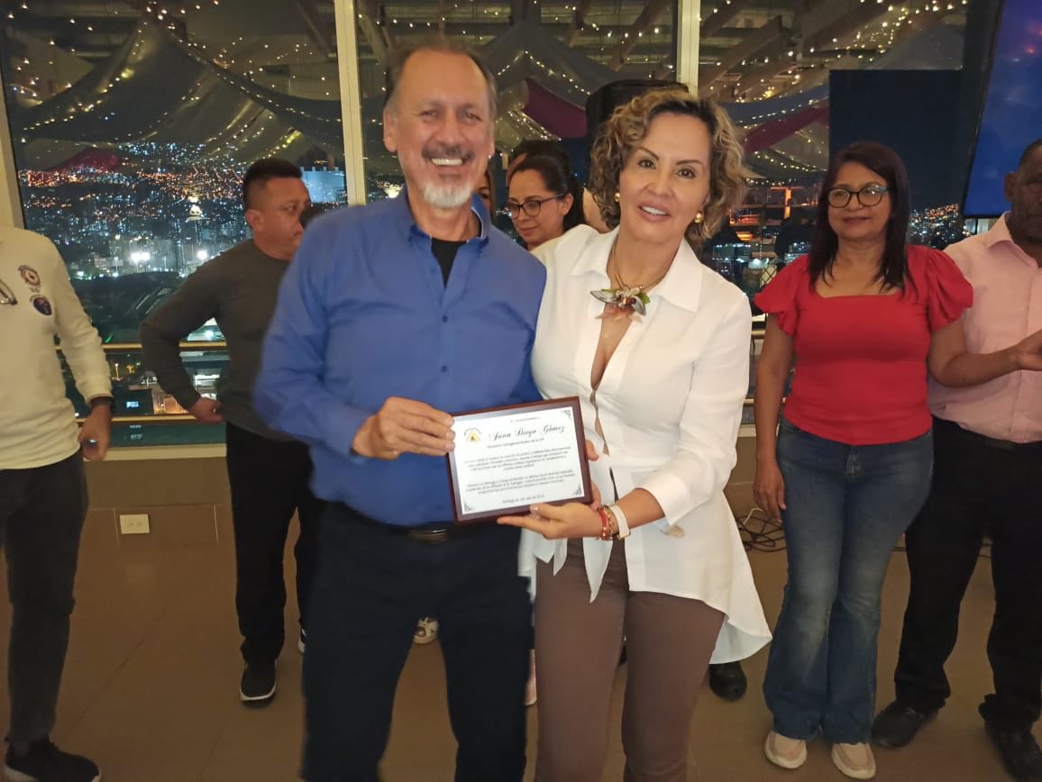 Sintracuavalle reconocemos con gratitud el trabajo de Juan diego Gomez, quien se despido de la ISP- Internacional de Servicios Públicos, tras 20 años de servicio al movimiento sindical