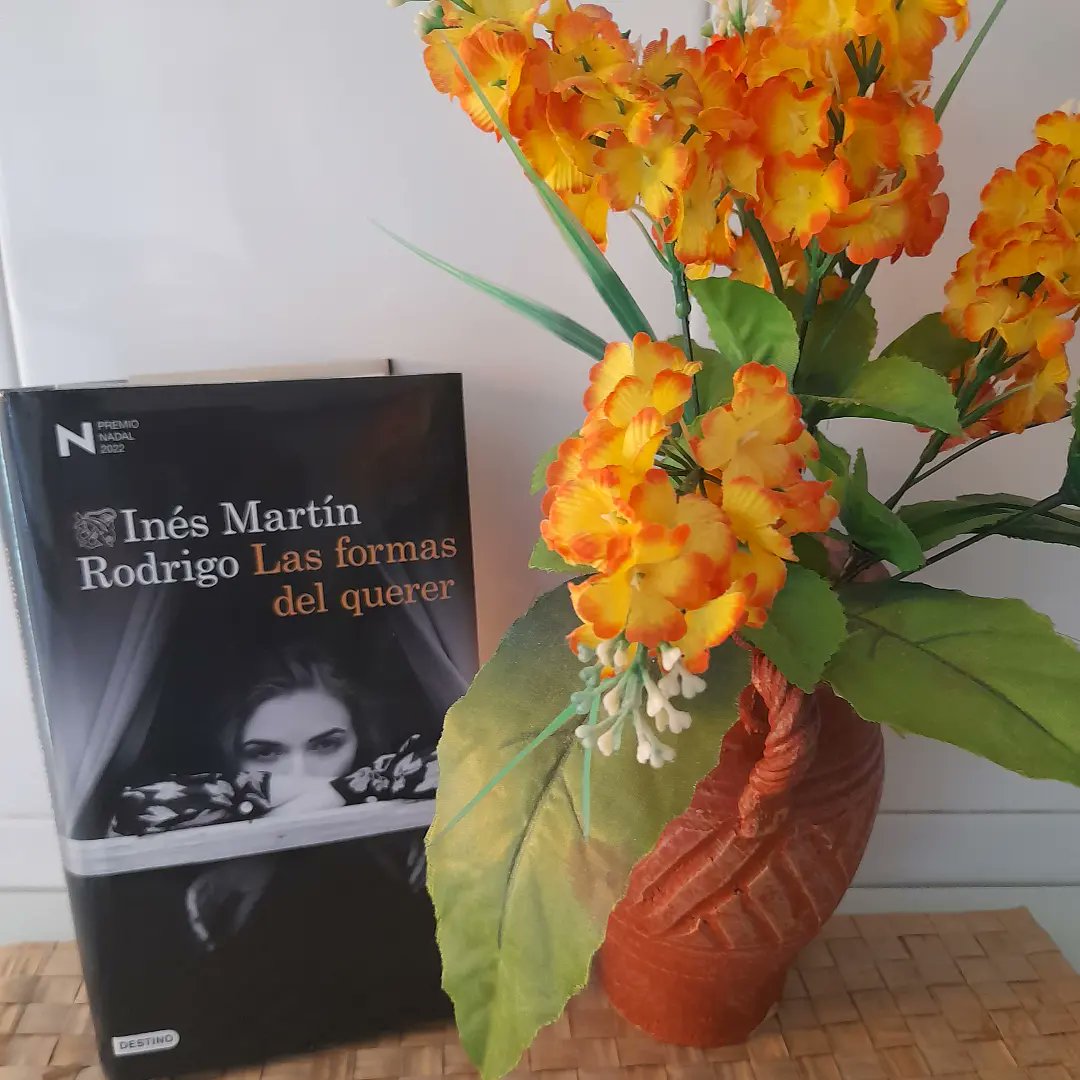 _lectureando's tweet photo. #LasFormasDelQuerer 💕
@imartinrodrigo 
#CompartiendoLecturas 📚🤓#librosrecomendados #lecturasrecomendadas #leer #megustaleer https://t.co/habeq91q5O