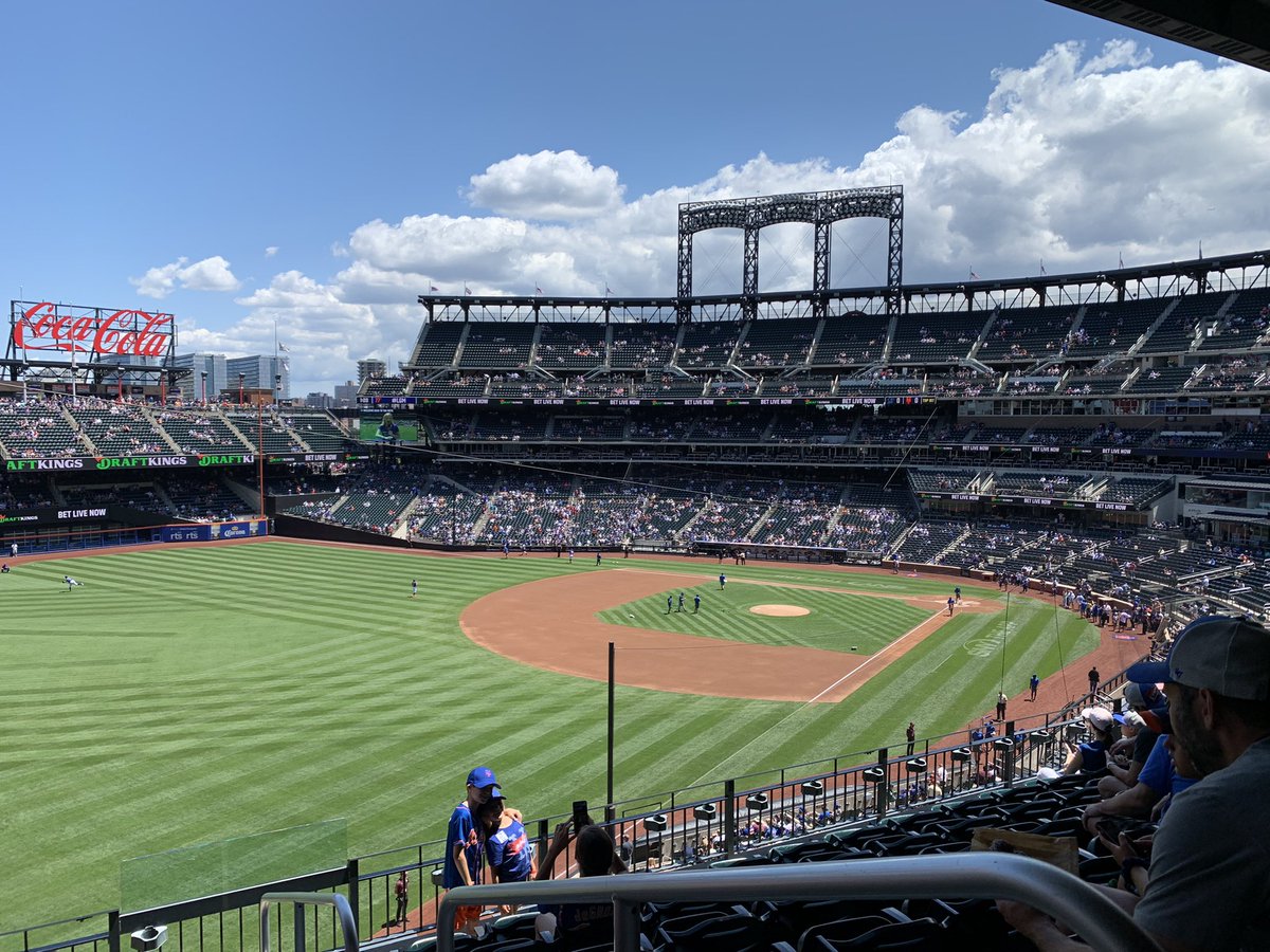 wnolet's tweet photo. @YULAOG @Mets Lol…not that high jerk balls…love the shade…if my boss wasn’t so cheapo we could’ve gotten beater seat #Ideservearaise https://t.co/kQxYv0vDZ0