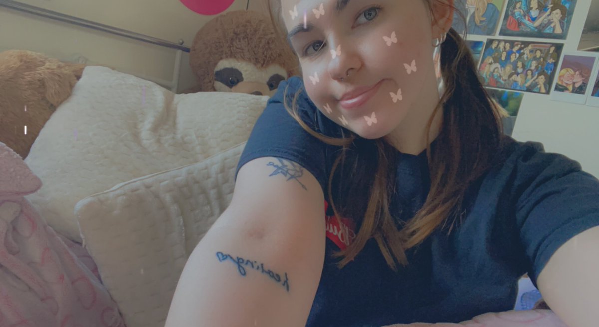 gomdeverdeen's tweet photo. to the most precious bb,
thank u for being such a positive light in my life, especially during these past few months when things haven’t been the easiest. im so beyond grateful for you &amp; your art. love you foreva!
from one super emo pisces to another <3 #forcari @findingfletcher https://t.co/Ds7PCeUSDw