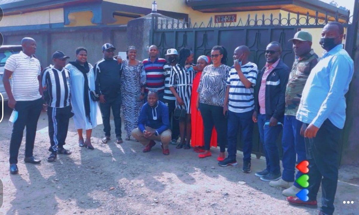 mjohnclaude's tweet photo. @aprfcofficial3 I MUSANZE NGO BARAHARI CYANEEE SEASON ITAHA KUNDAAAA CYANEEE abakunzi Banyu imbere cyaneee https://t.co/cyqa61CEqk