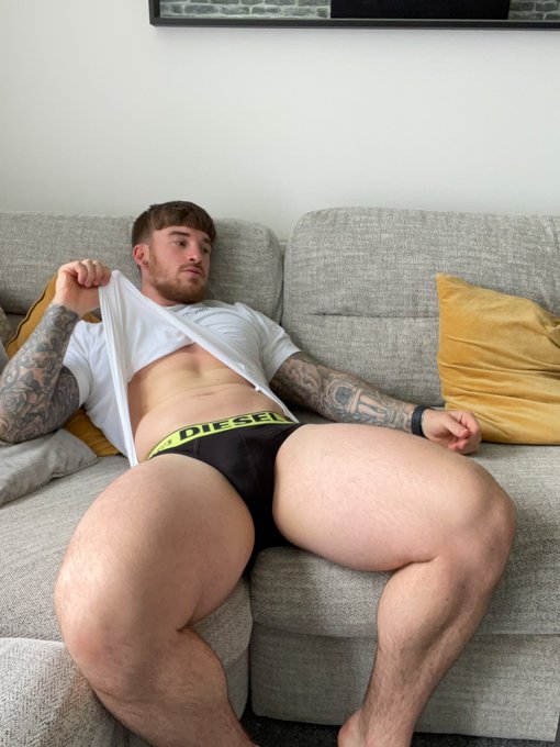 For the good stuff ⬇️😜 https://t.co/hpymo5dG0b https://t.co/v1icn3EsjT