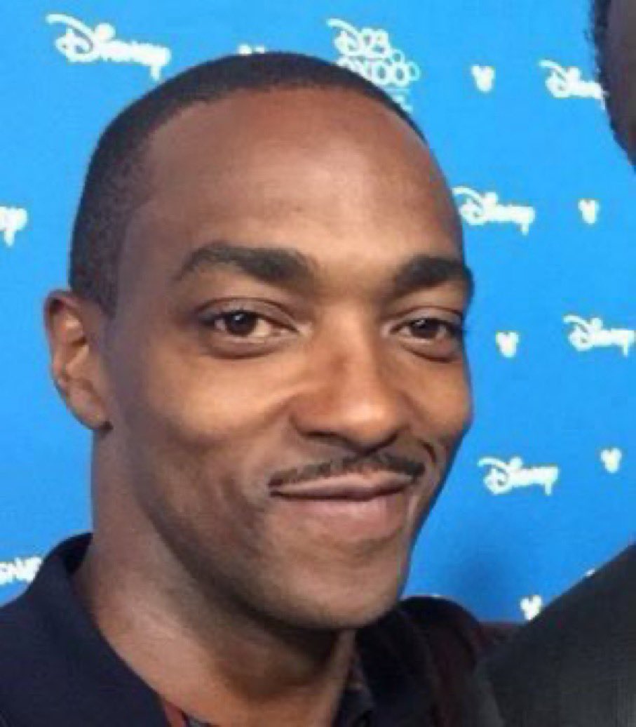 pushwick's tweet image. frank ocean after selling overpriced t-shirts and making us listen to a lecture about drugs over a sonic the hedgehog beat