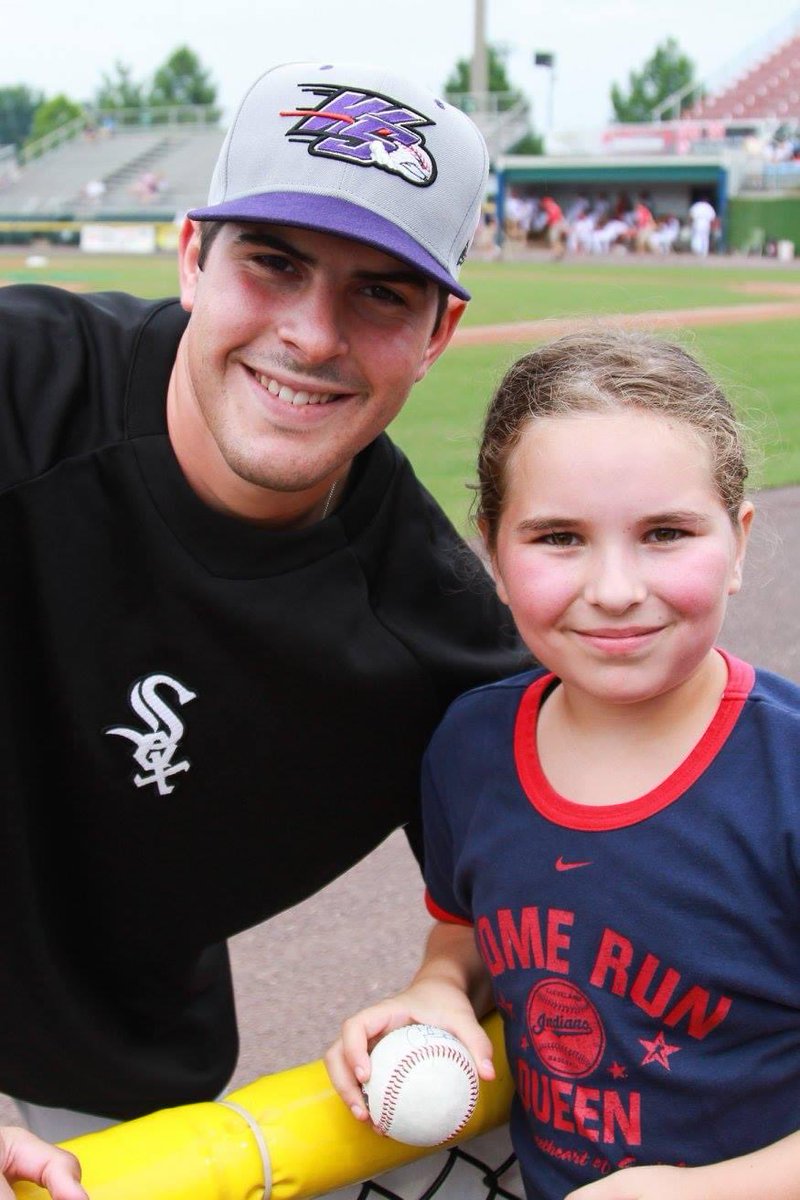 Todd Headington tweet media