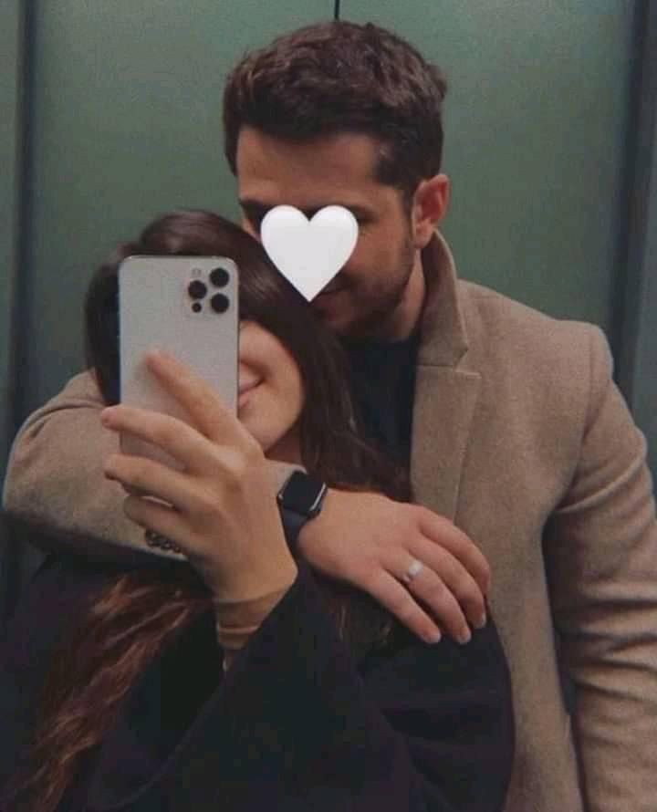 ‌"أحملك في روحي أينما ذهبت لا يوجد هناك أحد أعز علي مِنك"❤️