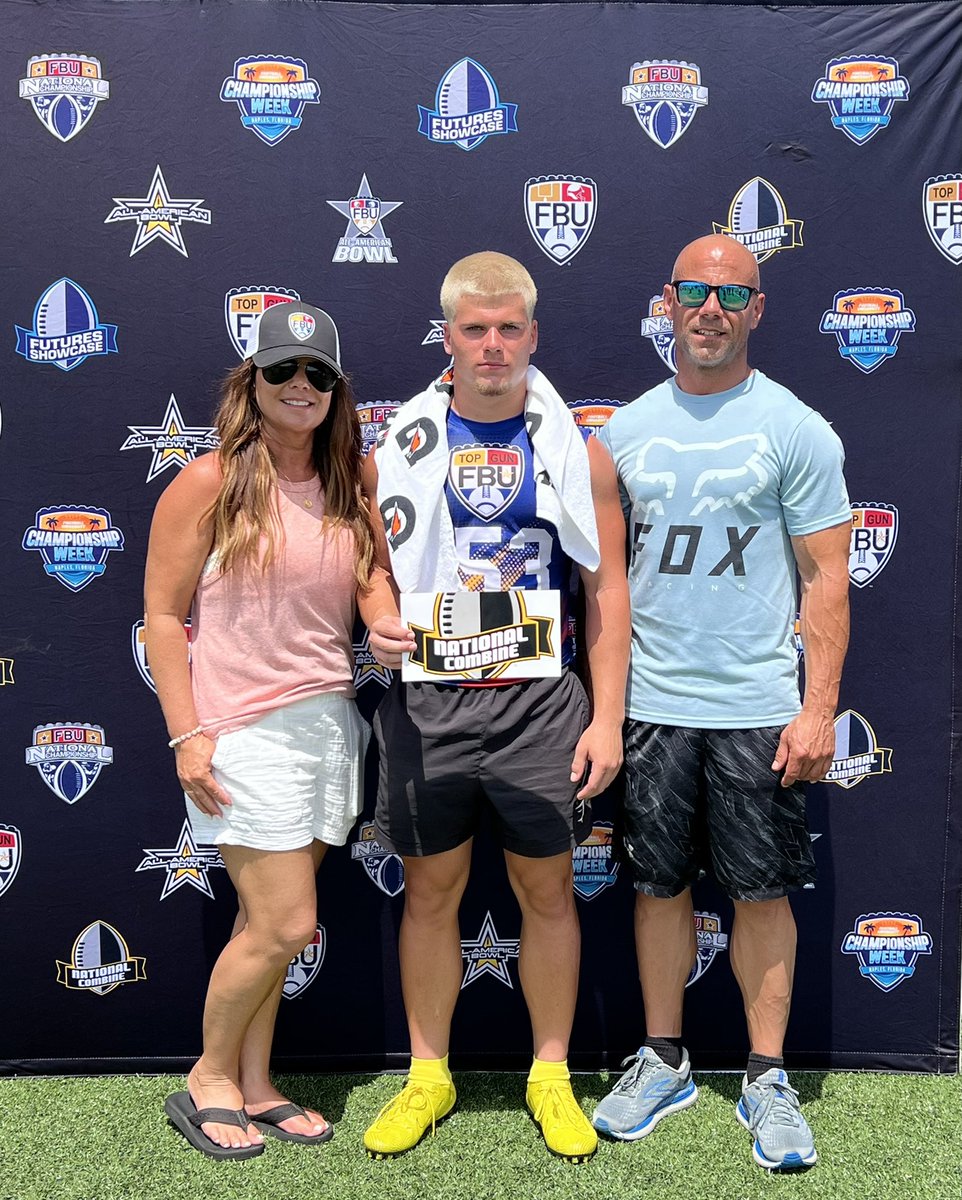 Morgan_DeLago's tweet photo. Thank you to everyone at @FBUcamp. Glad to receive an invite to the national combine.@jalen2442 @conner_gradwell @Rude_WUBearcats @CoachKindell @westcoastpreps_ @BrandonHuffman @PrepRedzoneCA https://t.co/mTF5zt62Pj