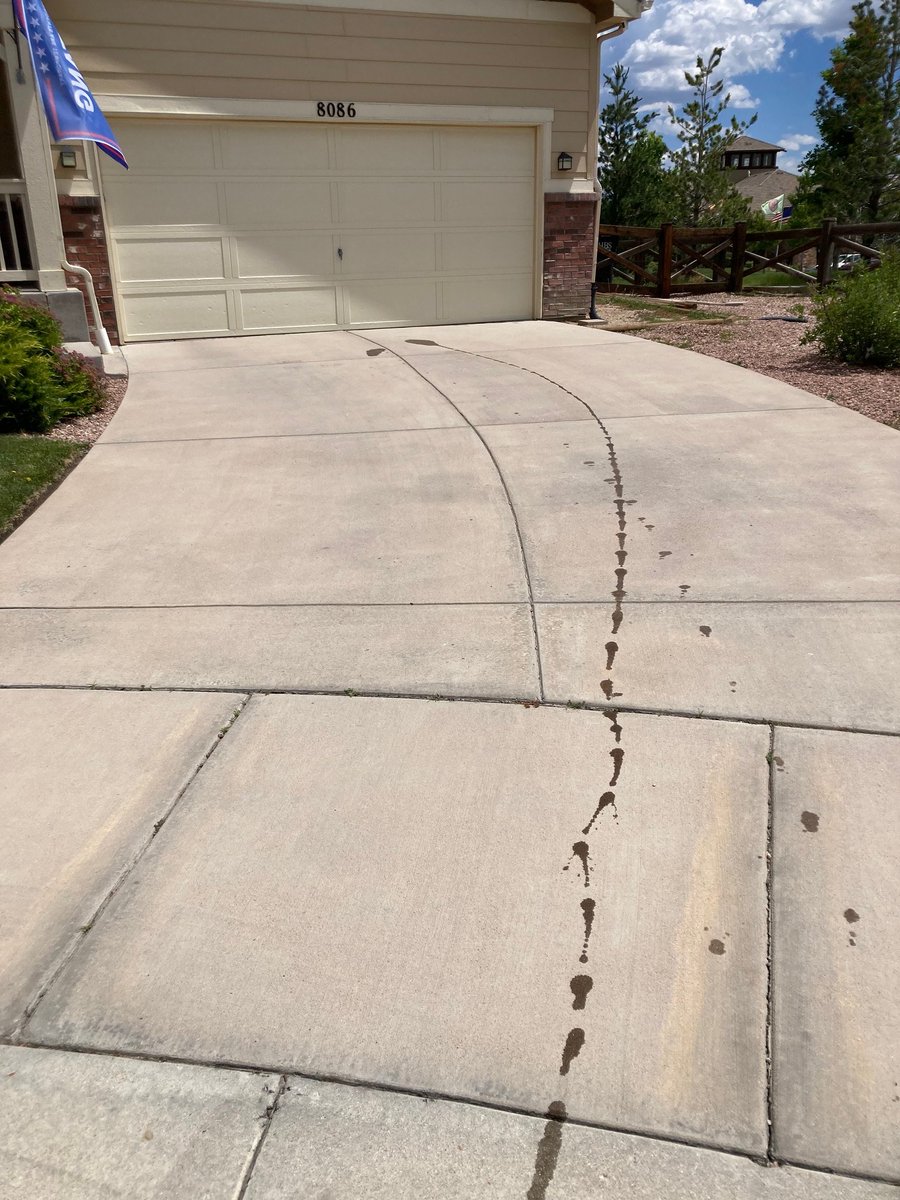 tymmh's tweet photo. @meinekecarcare - excellent oil change yesterday - until I pulled out the driveway this morning to oil puddles and oil drip lines everywhere...  #NotHappy #OilCleanUpSucks https://t.co/UxgiIRUoiO