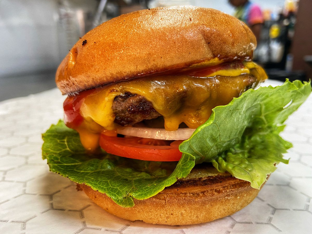 djkochi's tweet photo. Hangry Burger Springfield 
6699 Frontier Drive 
Suite G
Springfield VA 22150
Order online at 
https://t.co/TElhtKBN8d
Or call
571-371-8477 https://t.co/bEuLUn3oIX
