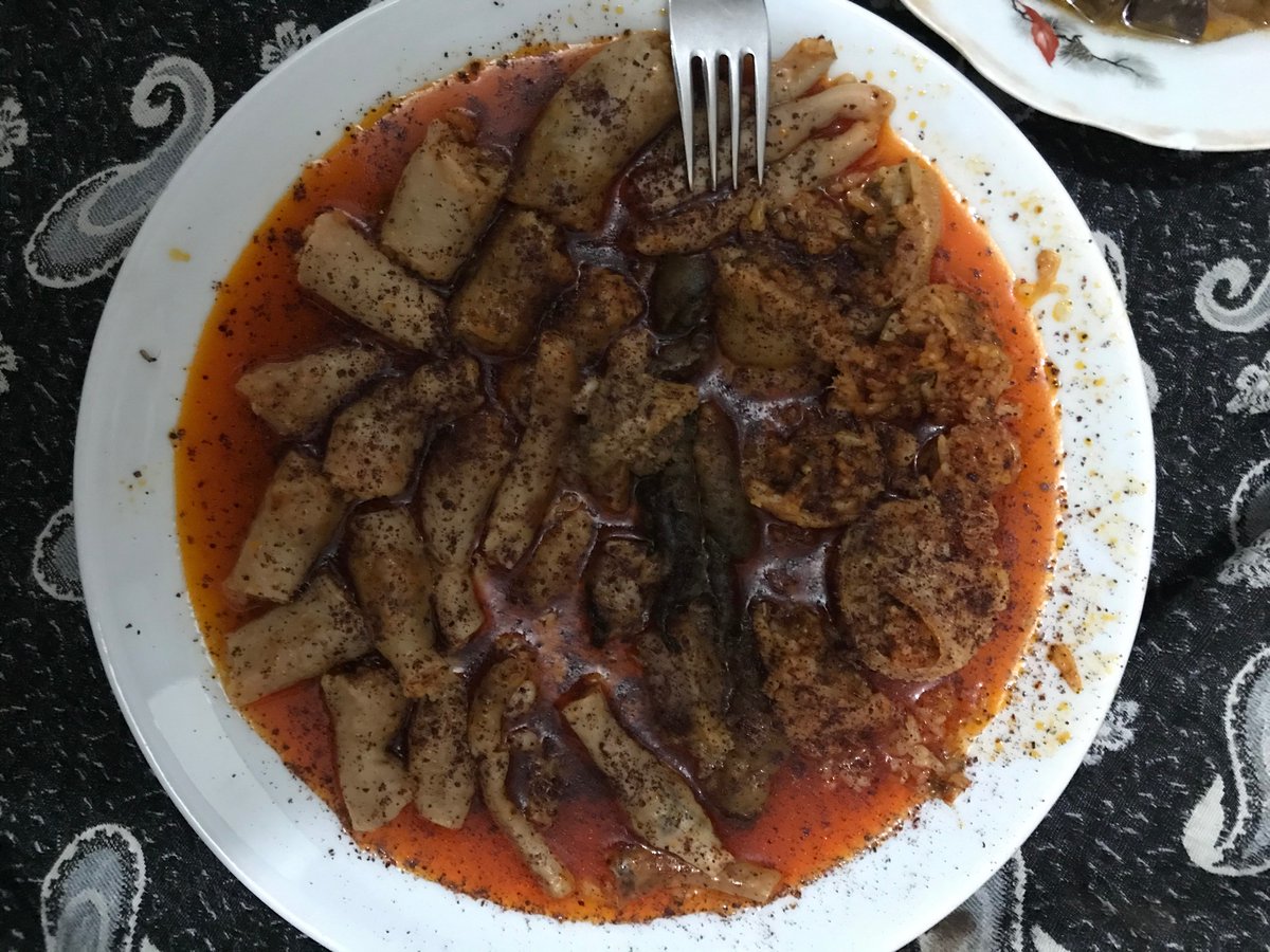 Yengemden gelen doğum günü pastası ...