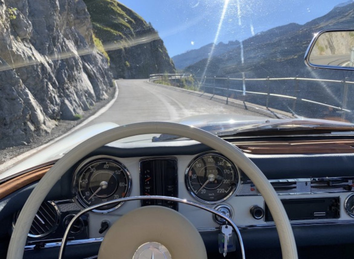 TheLordSwissLi1's tweet photo. #mobility #classic #MB #SL280 @MercedesBenz 
🤩🙌🏻🤩 https://t.co/ifDI9095Pc