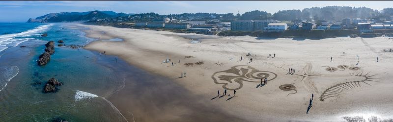 CascadeHead's tweet photo. Art on the Beach, Art Workshop, Talks and More - Saturday, Sunday &amp; Monday July 16, 17, 18, 2022 - https://t.co/OfrWnF3gfL https://t.co/JmiBHwMUEz
